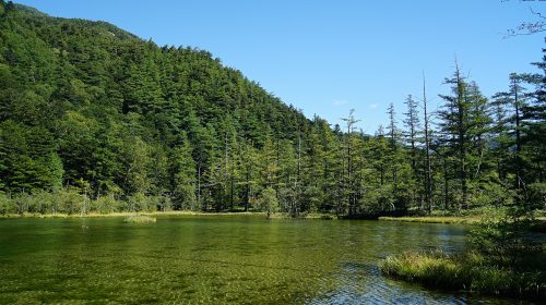 明神池の絶景写真