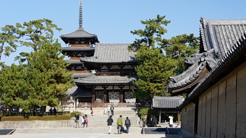 法隆寺地域の仏教建造物の絶景写真