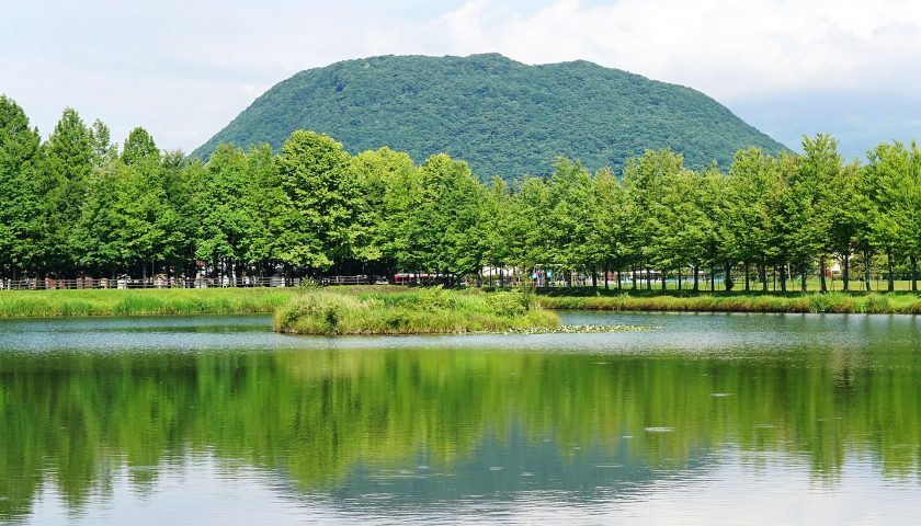 長野県の絶景スポット「離山」