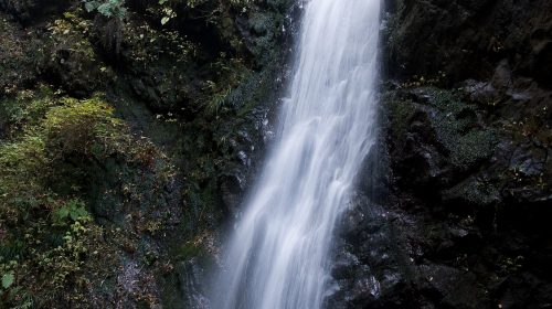 塩川滝の絶景写真