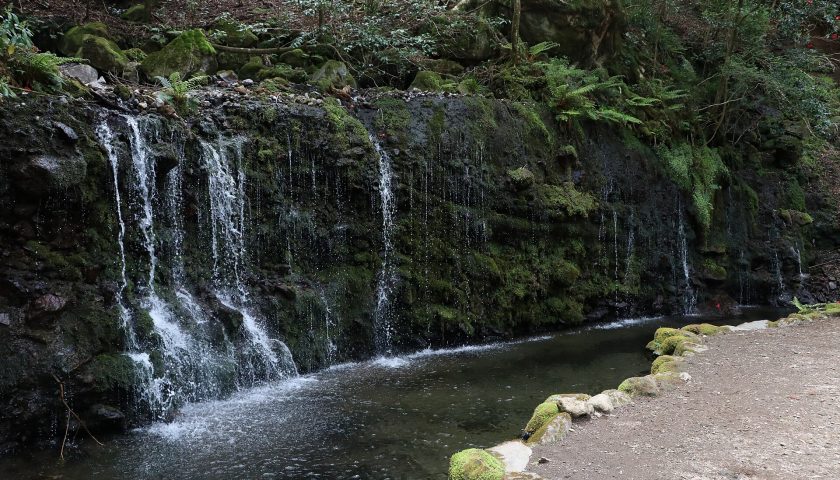 神奈川県の絶景スポット「千条の滝」