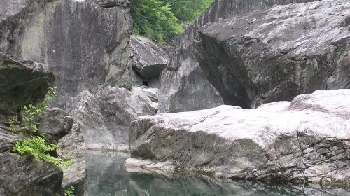 三波石峡の絶景写真