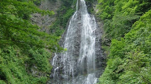 くろくまの滝の絶景写真