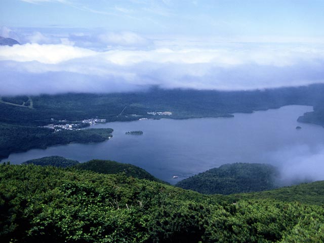 北海道の絶景スポット「阿寒湖」