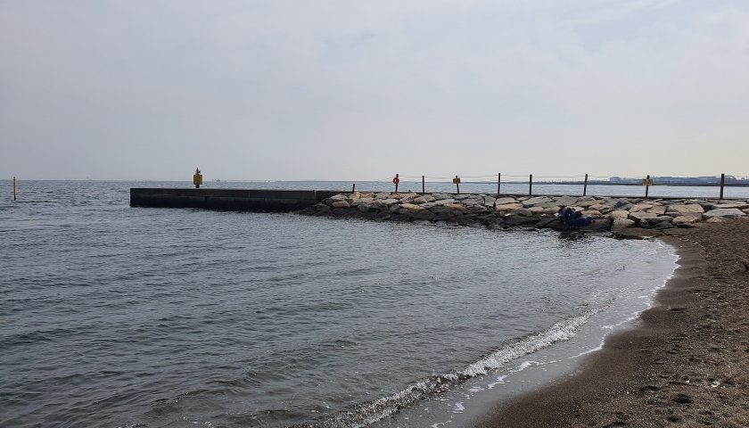 東京都の絶景スポット「城南島海浜公園 つばさ浜」