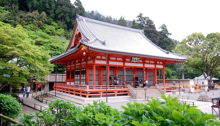 大阪府の絶景スポット「勝尾寺」