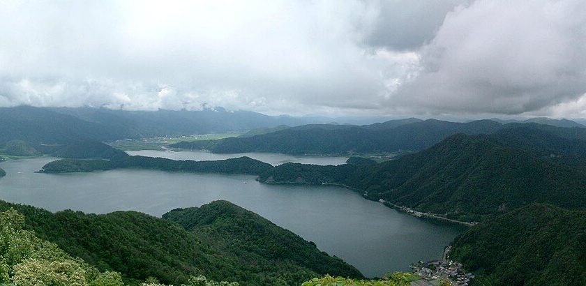 福井県の絶景スポット「レインボーライン山頂公園」