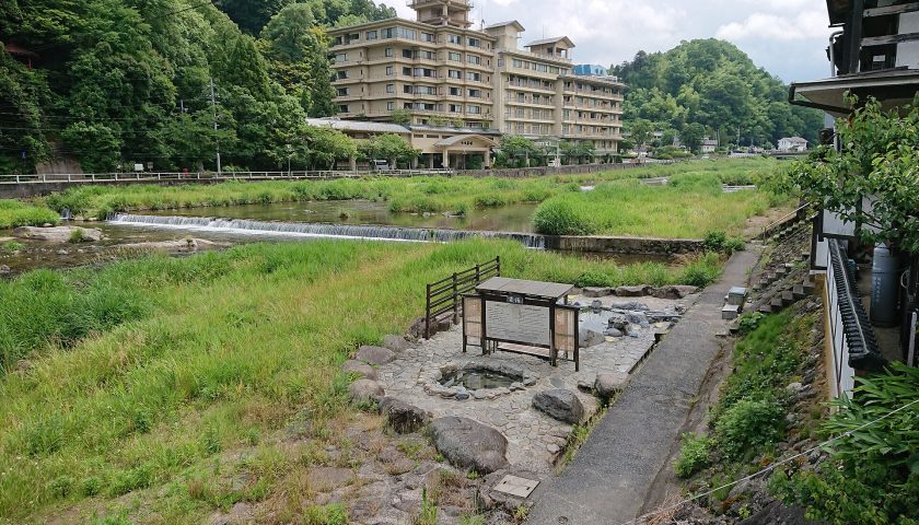 鳥取県の絶景スポット「三朝温泉」