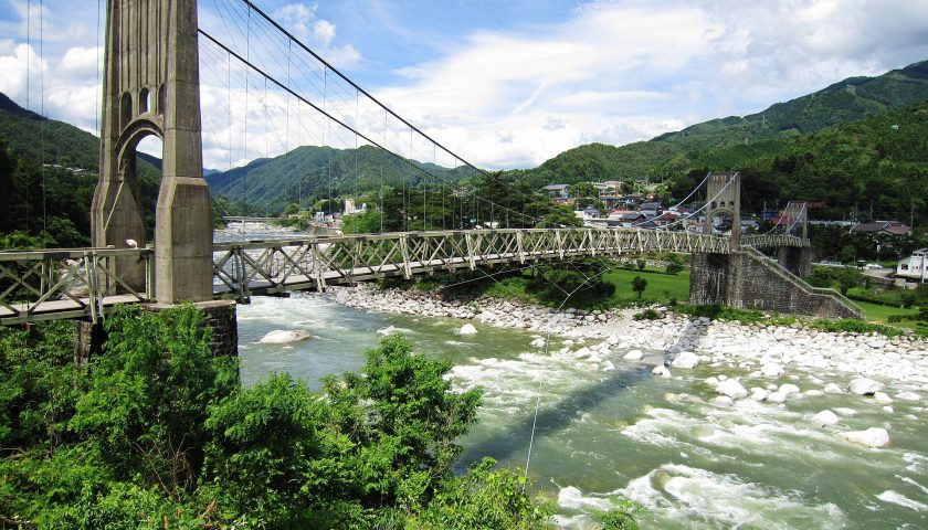 長野県の絶景スポット「桃介橋」