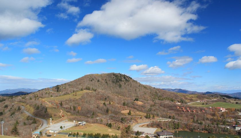 愛知県の絶景スポット「茶臼山高原 芝桜の丘」