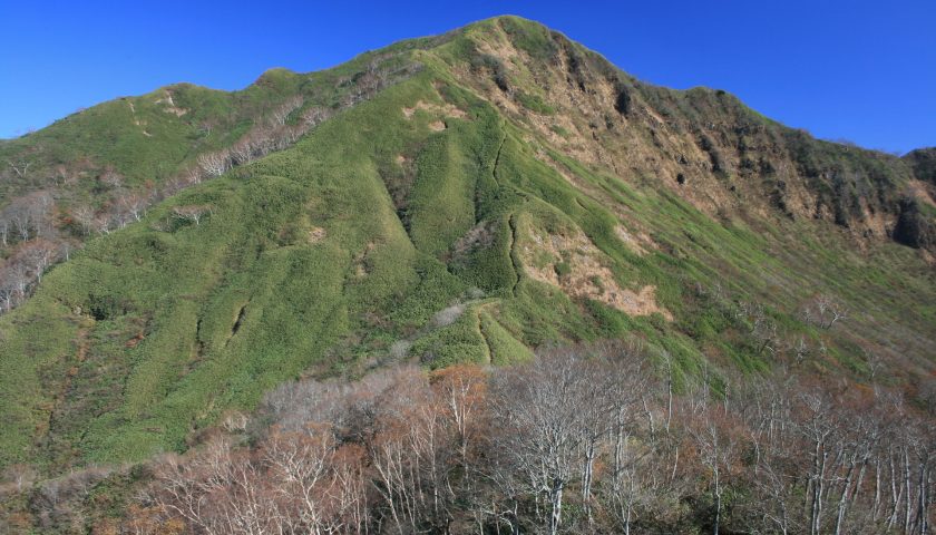 福井県の絶景スポット「経ヶ岳」