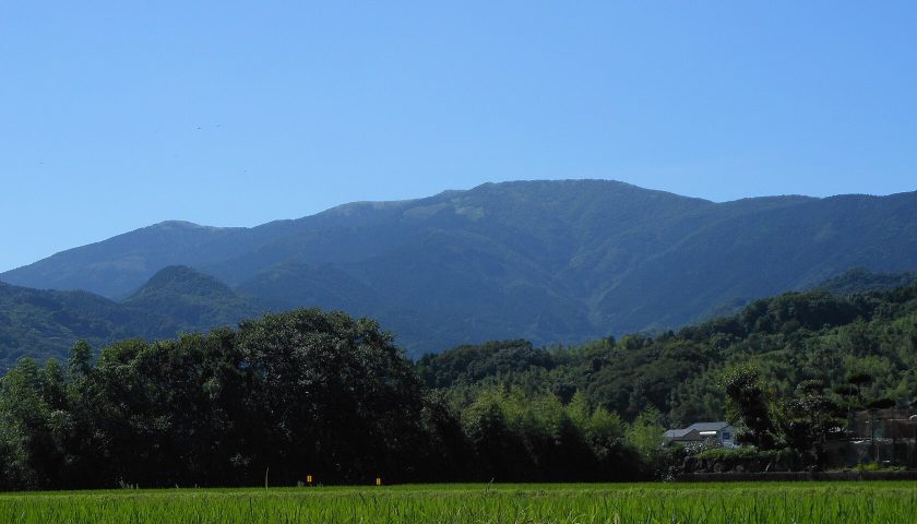 佐賀県の絶景スポット「天山」