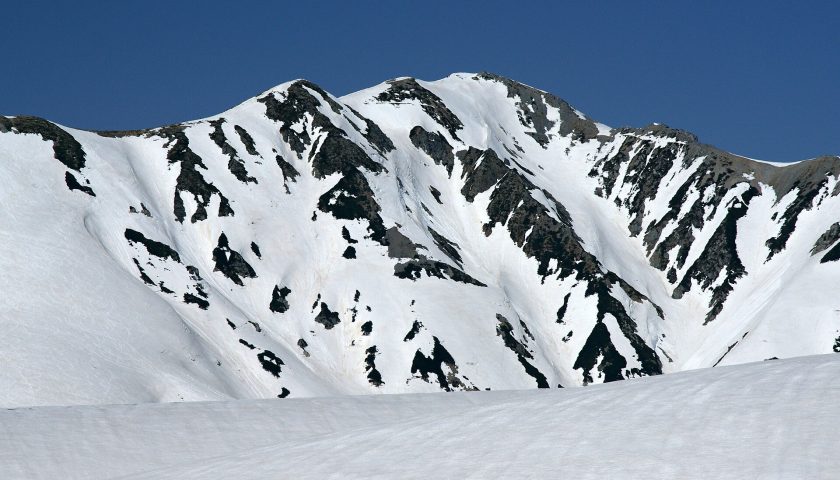 富山県の絶景スポット「別山」