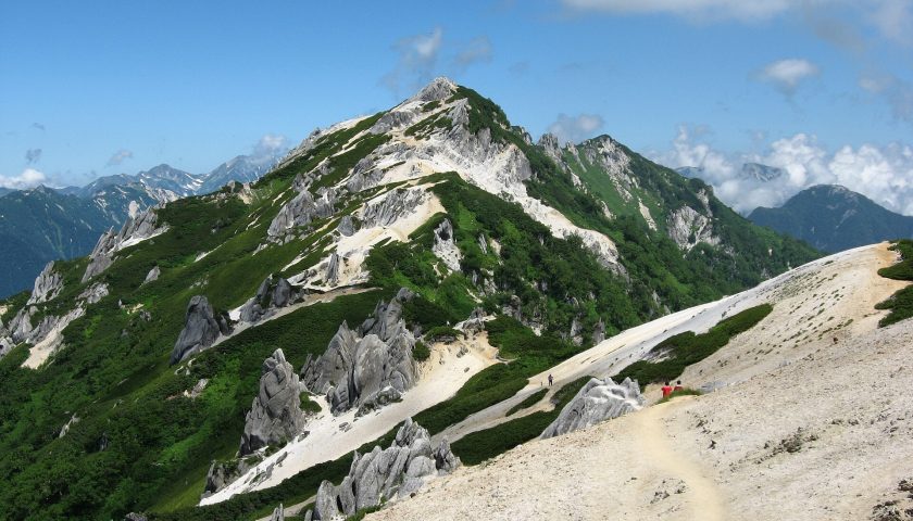 長野県の絶景スポット「燕岳」