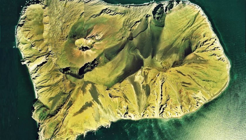 北海道の絶景スポット「渡島大島」