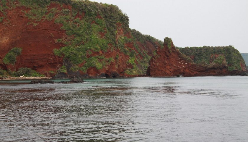 島根県の絶景スポット「明屋海岸」