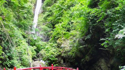 洒水の滝の絶景写真
