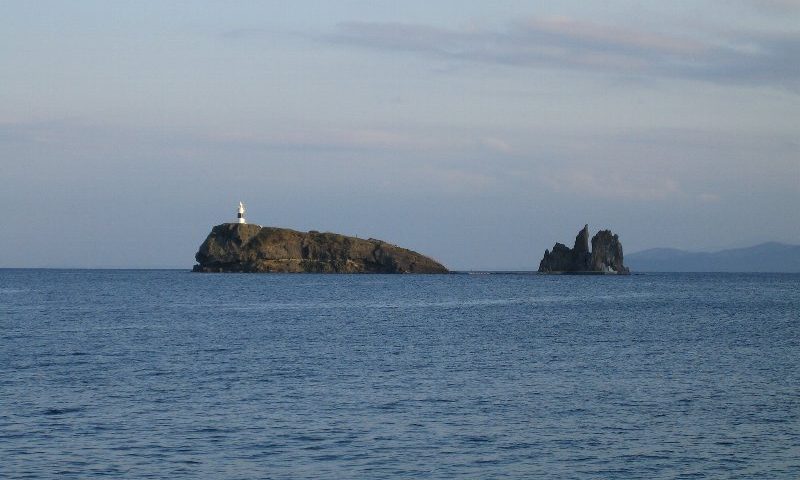 青森県の絶景スポット「鯛島」