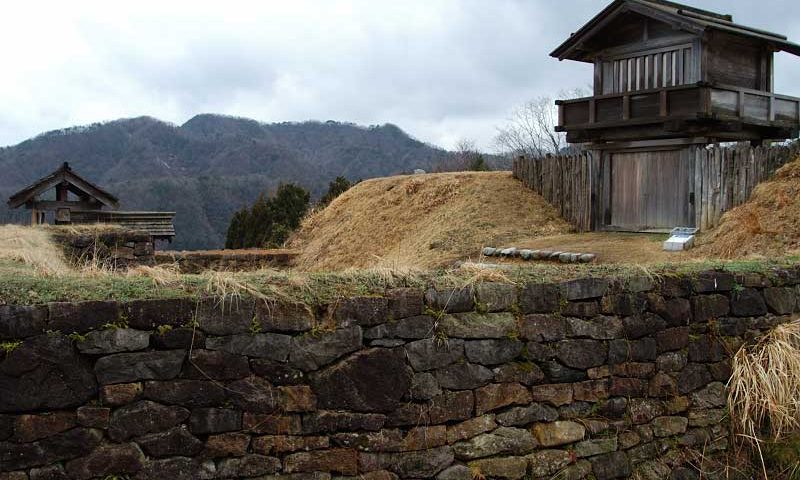石川県の絶景スポット「鳥越城」