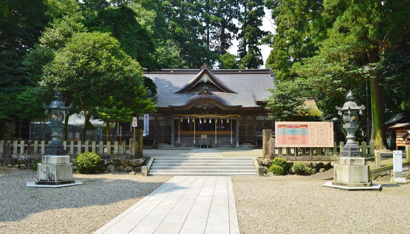 福井県の絶景スポット「劔神社」