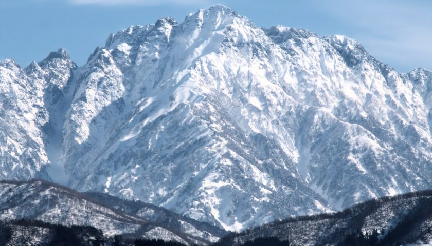 富山県の絶景スポット「剱岳」