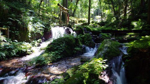 瓜割の滝の絶景写真
