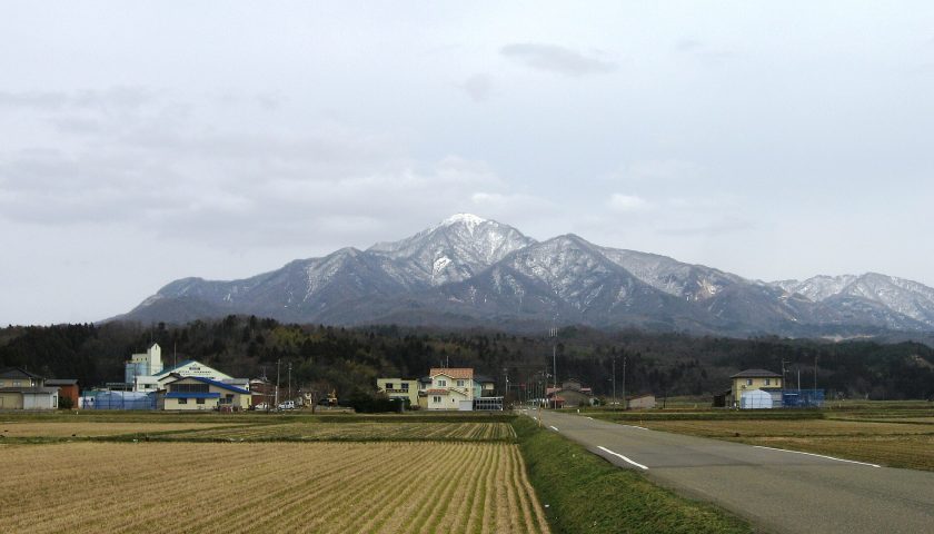 新潟県の絶景スポット「米山」