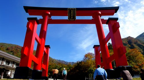 湯殿山神社の絶景写真