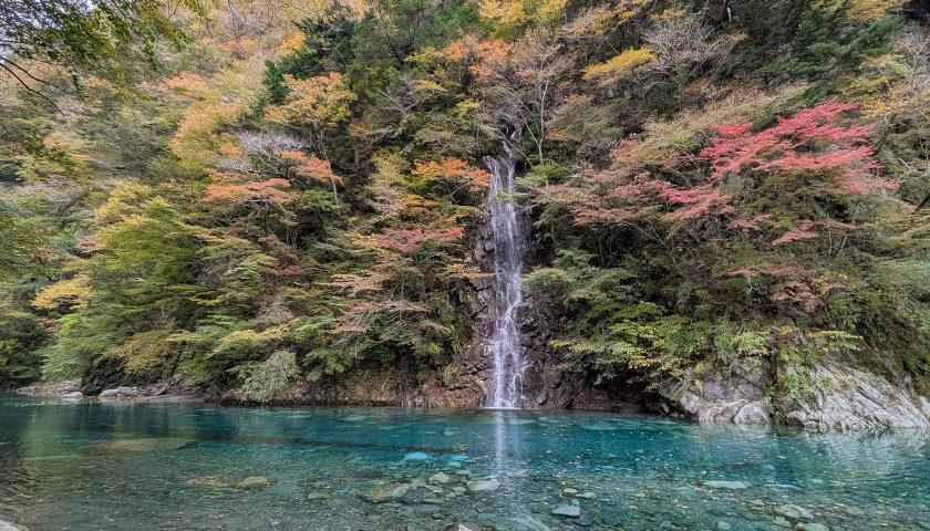 神奈川県の絶景スポット「ユーシン渓谷」