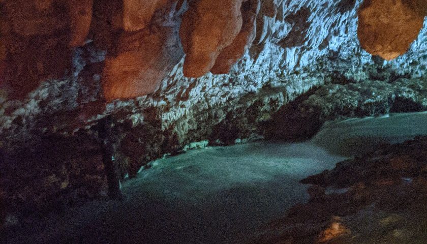 沖縄県の絶景スポット「ガンガラーの谷」