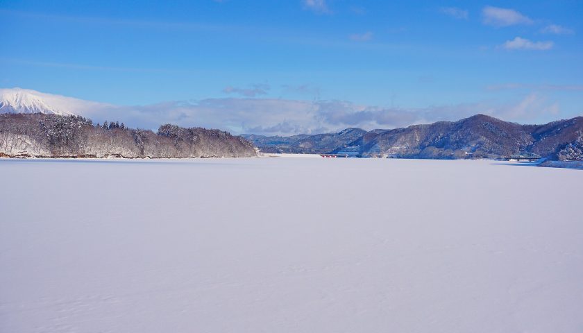 岩手県の絶景スポット「御所湖」