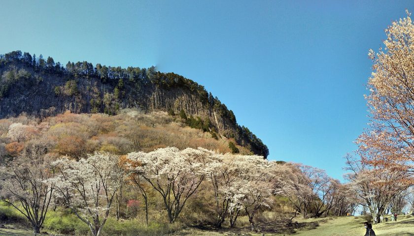 奈良県の絶景スポット「屏風岩公苑」