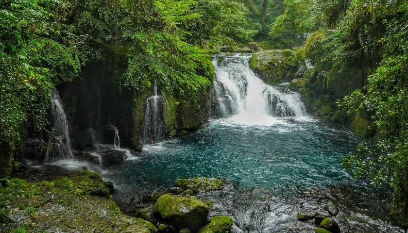 熊本県の絶景スポット「菊池渓谷」
