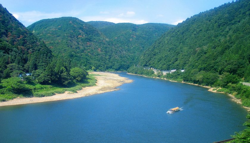 山形県の絶景スポット「最上峡」