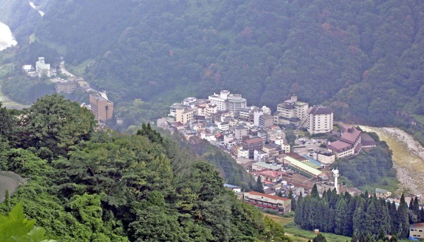 富山県の絶景スポット「宇奈月温泉」