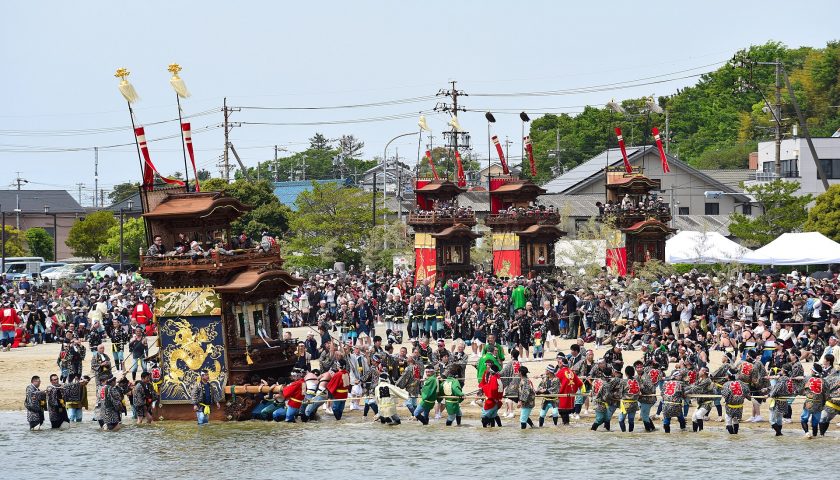愛知県の絶景スポット「亀崎潮干祭」