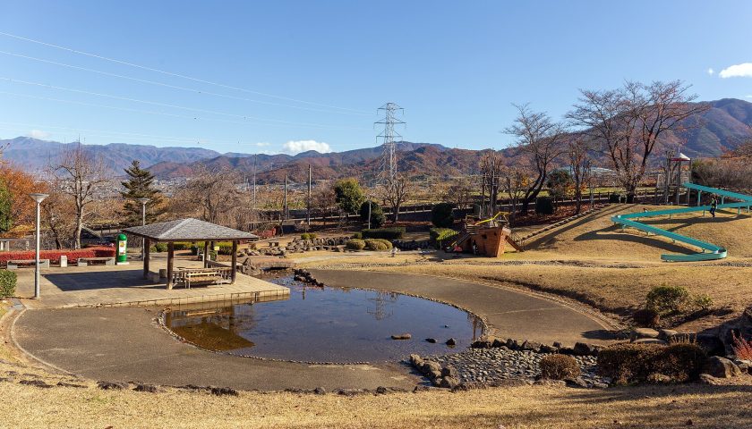 山梨県の絶景スポット「八代ふるさと公園」