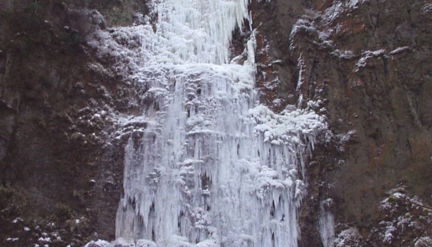 熊本県の絶景スポット「古閑の滝」