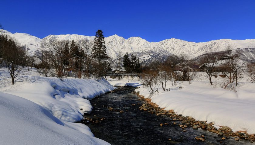 長野県の絶景スポット「大出の吊橋」