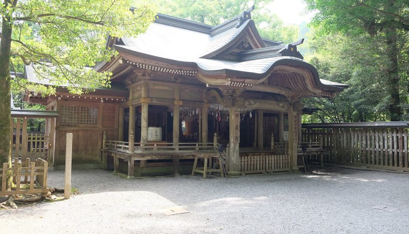 宮崎県の絶景スポット「天岩戸神社」