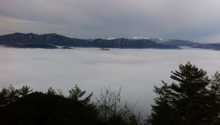 岐阜県の絶景スポット「安峰山展望台」