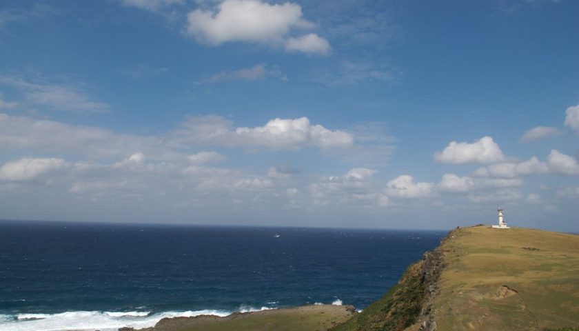 沖縄県の絶景スポット「東崎」
