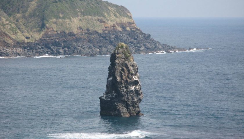 東京都の絶景スポット「筆島」