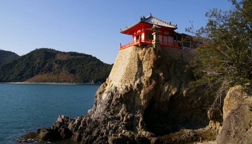 広島県の絶景スポット「阿伏兎観音」