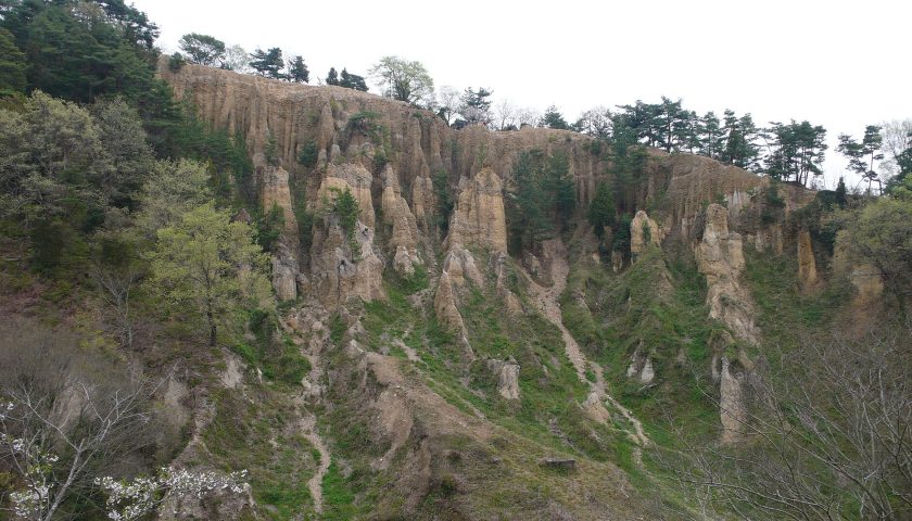 徳島県の絶景スポット「阿波の土柱」